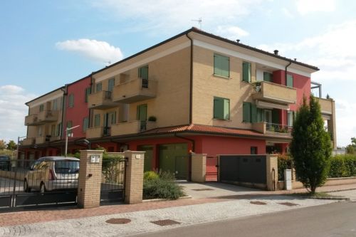 Via Saltini, in opera